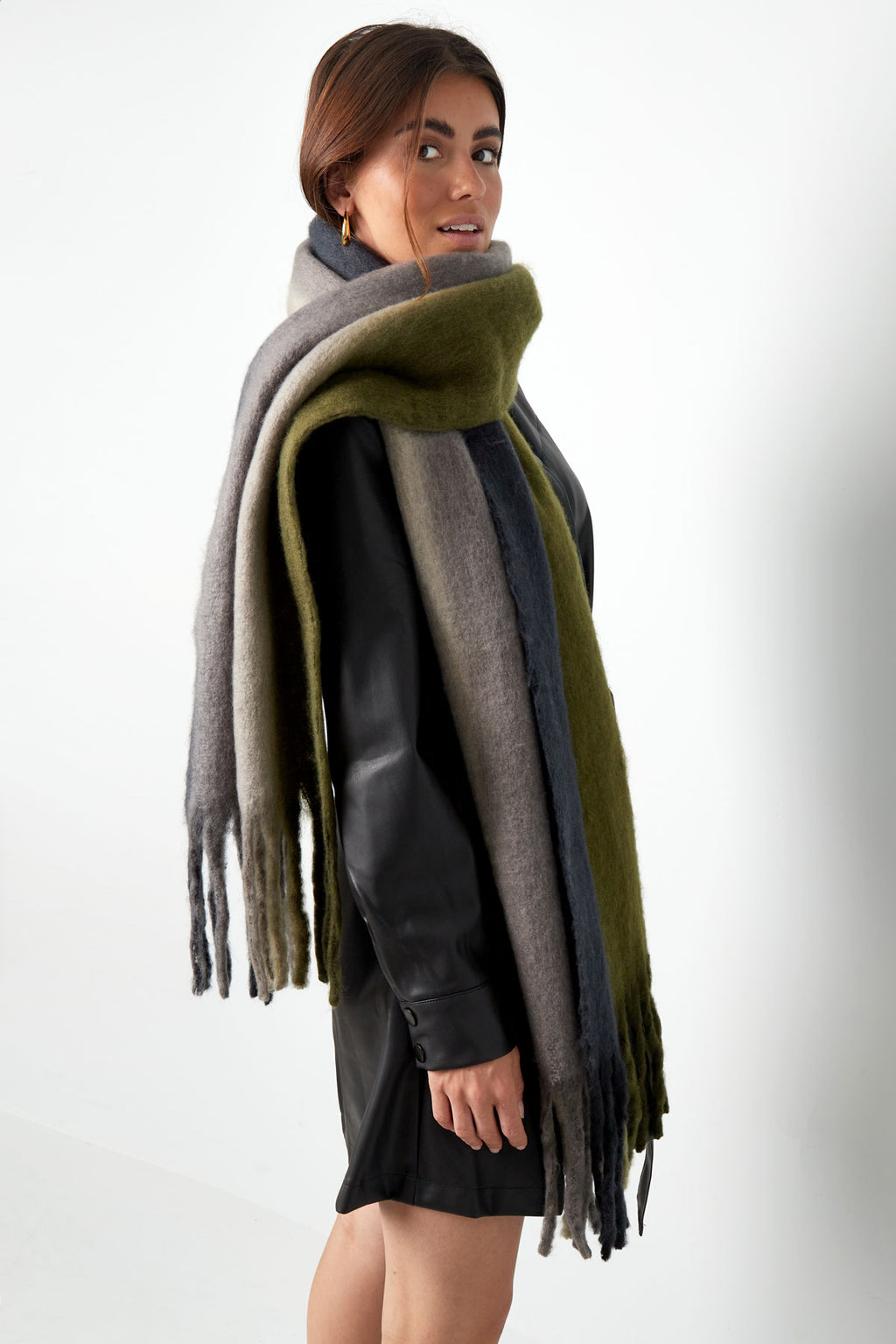 Winterschal Ombre-Farben grau