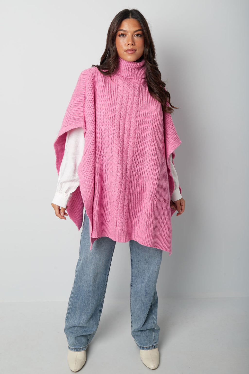 Einfach gestrickter Poncho – rosa