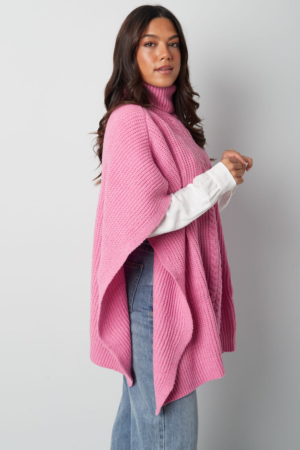 Einfach gestrickter Poncho – rosa