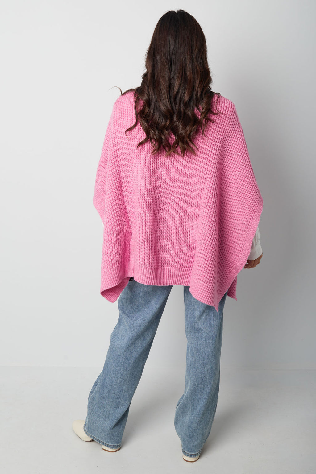 Einfach gestrickter Poncho – rosa