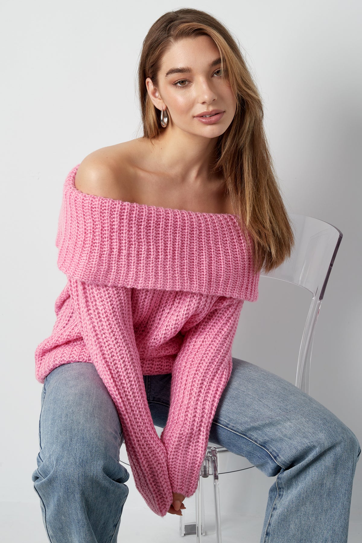 Gestrickter Off-Shoulder-Pullover