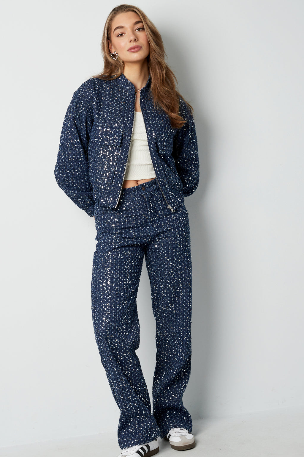 Jeansjacke mit Pailletten