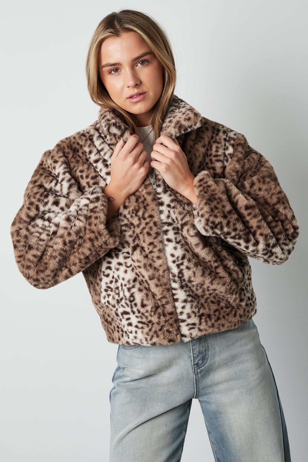 Jacke mit Leopardenmuster