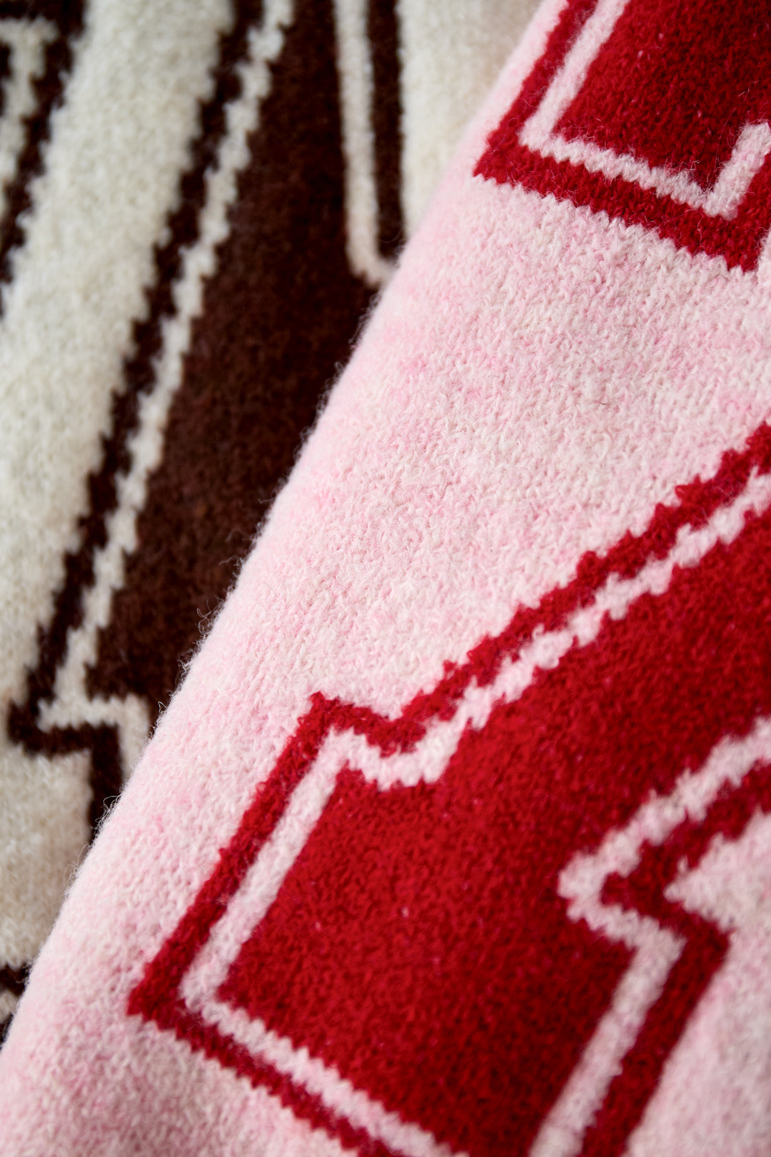 Pullover mit V-Ausschnitt