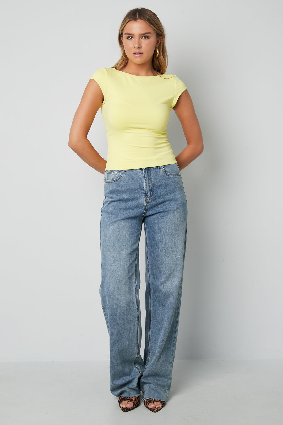 Rückenfreier Body Basic