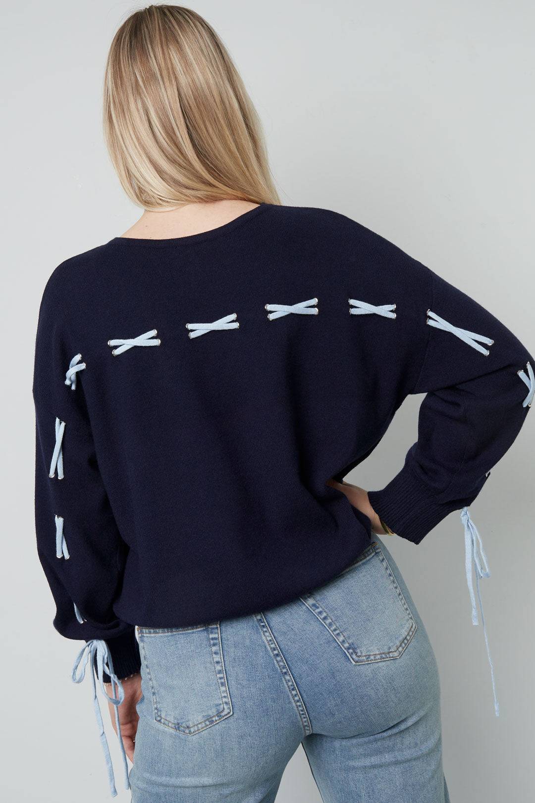 Pullover mit Spitze